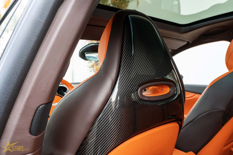 Photo 15 de l'offre de ASTON MARTIN DBX 4.0 V8 BITURBO 550CH BVA9 à 195000€ chez Stars Monte Carlo