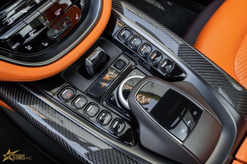 Photo 34 de l'offre de ASTON MARTIN DBX 4.0 V8 BITURBO 550CH BVA9 à 195000€ chez Stars Monte Carlo