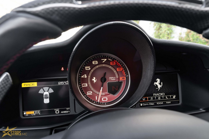 Photo 27 de l'offre de FERRARI 488 SPIDER V8 3.9 T 670CH à 235000€ chez Stars Monte Carlo