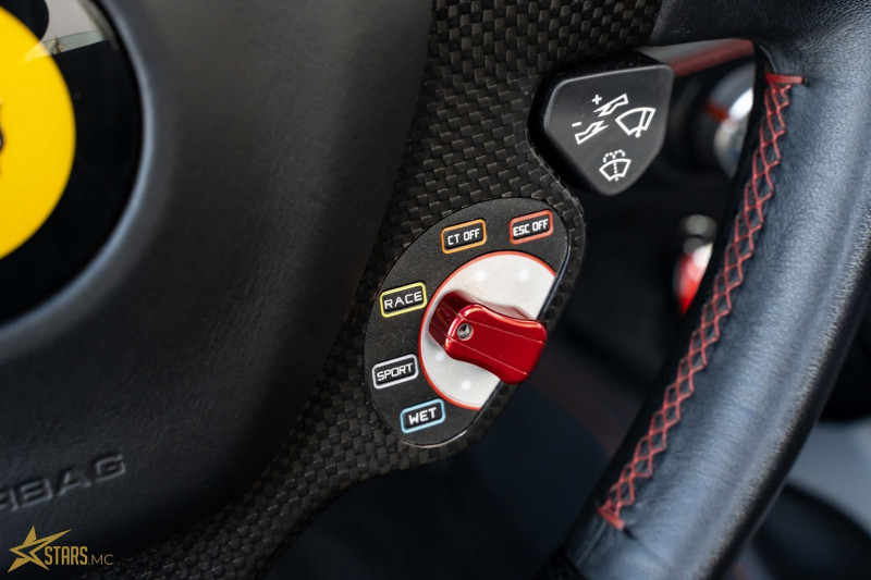 Photo 28 de l'offre de FERRARI 488 SPIDER V8 3.9 T 670CH à 235000€ chez Stars Monte Carlo