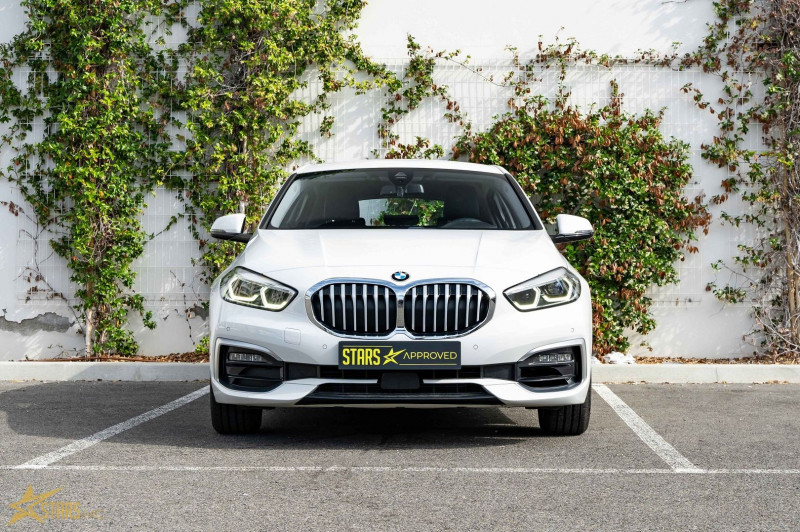 Photo 3 de l'offre de BMW SERIE 1 (F40) 118I 140CH LUXURY à 26500€ chez Stars Monte Carlo