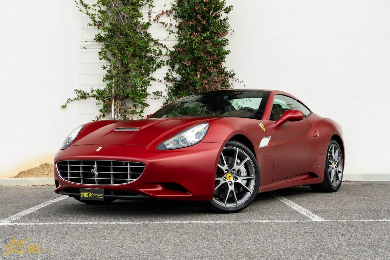 Photo 2 de l'offre de FERRARI CALIFORNIA V8 4.3 à 129900€ chez Stars Monte Carlo