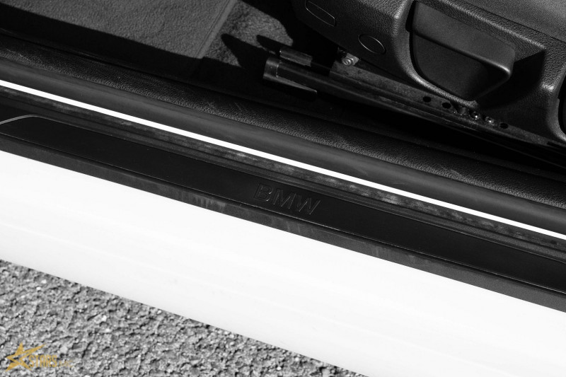 Photo 16 de l'offre de BMW SERIE 1 (F21/F20) 116D 116CH LOUNGE 3P à 15500€ chez Stars Monte Carlo