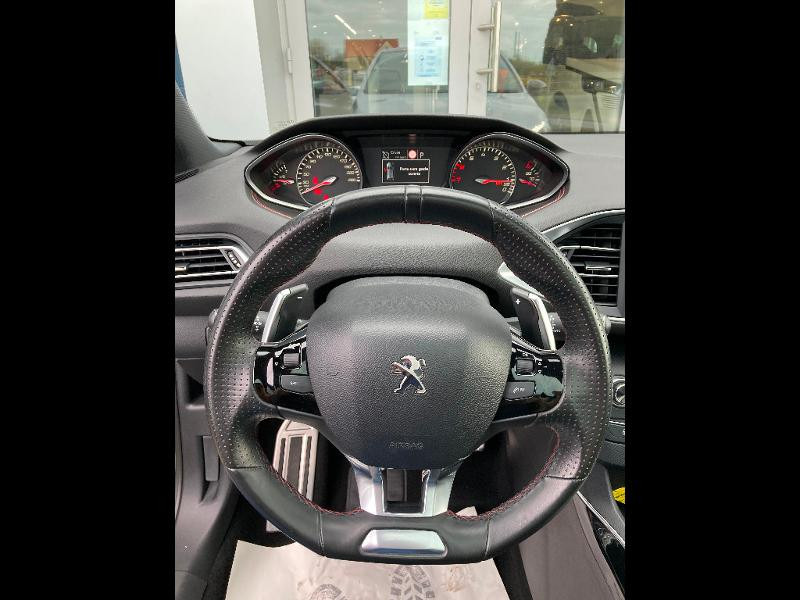 Photo 12 de l'offre de PEUGEOT 308 1.2 PureTech 130ch E6.3 S&S GT Line EAT8 à 18990€ chez Lebedel Automobiles