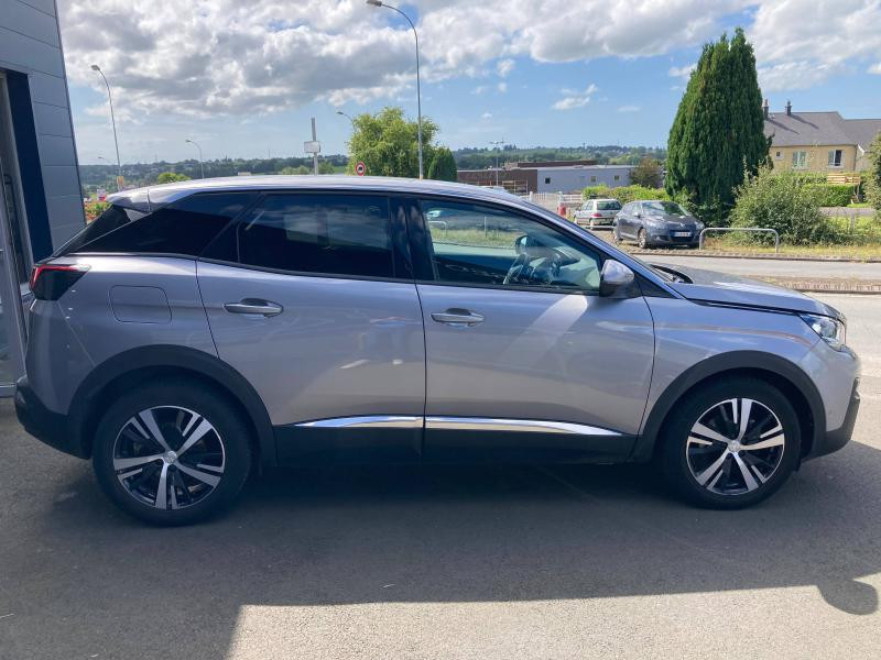 Photo 16 de l'offre de PEUGEOT 3008 1.5 BlueHDi 130ch S&S Allure EAT8 à 24990€ chez Lebedel Automobiles
