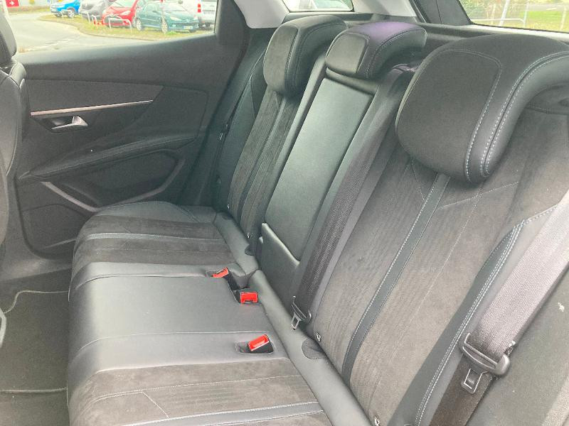 Photo 6 de l'offre de PEUGEOT 3008 1.2 PureTech 130ch S&S Crossway à 21990€ chez Lebedel Automobiles