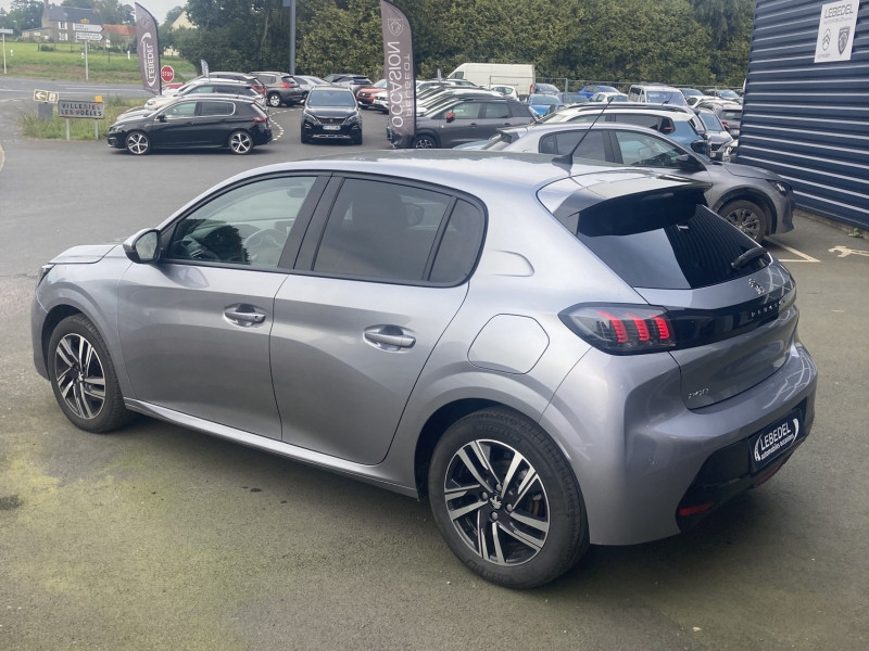 Photo 10 de l'offre de PEUGEOT 208 1.5 BlueHDi 100ch S&S Allure à 17990€ chez Lebedel Automobiles