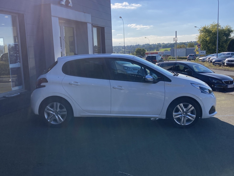 Photo 12 de l'offre de PEUGEOT 208 1.2 PureTech 82ch Style 5p à 10490€ chez Lebedel Automobiles