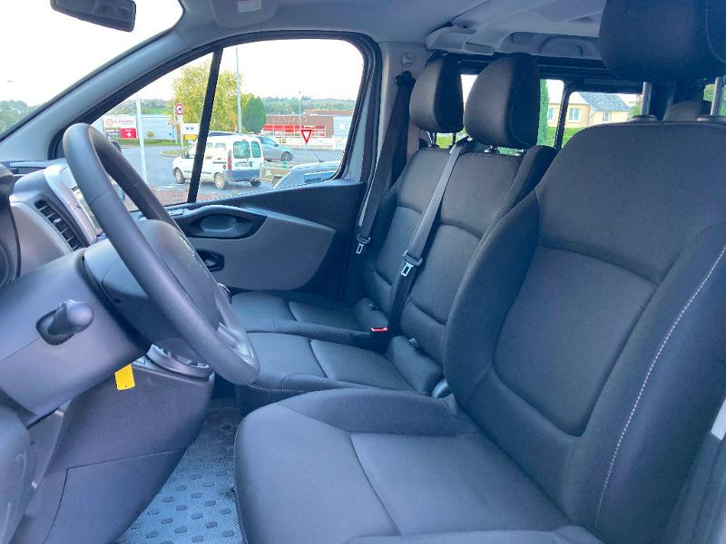 Photo 4 de l'offre de RENAULT Trafic Combi L2 1.6 dCi 120ch Zen 8 places Euro6d-T à 24990€ chez Lebedel Automobiles