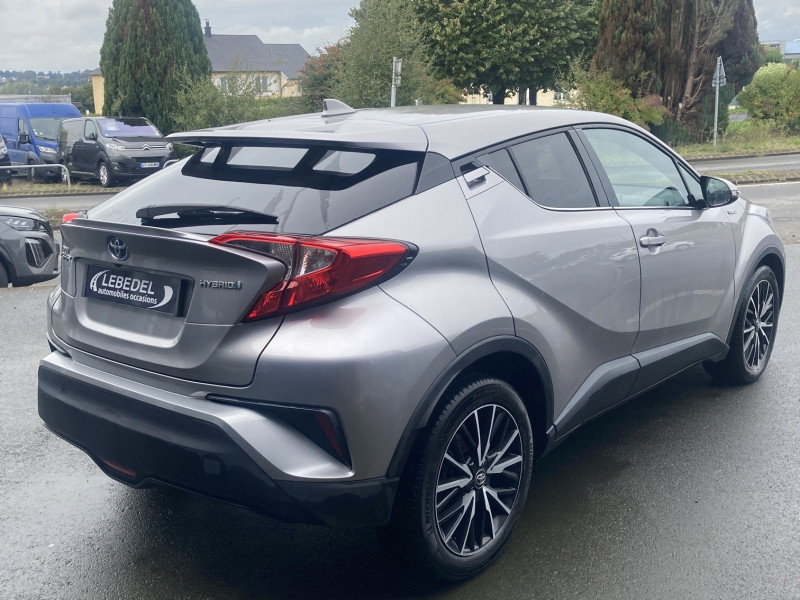 Photo 9 de l'offre de TOYOTA C-HR 122h Graphic 2WD E-CVT à 18990€ chez Lebedel Automobiles