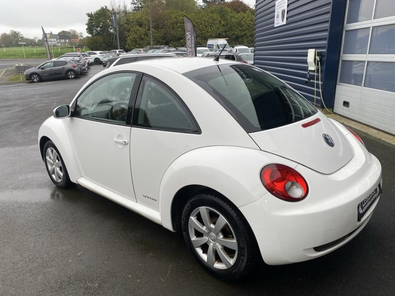 Photo 9 de l'offre de VOLKSWAGEN Beetle 1.9 TDI 105ch New Beetle à 4490€ chez Lebedel Automobiles