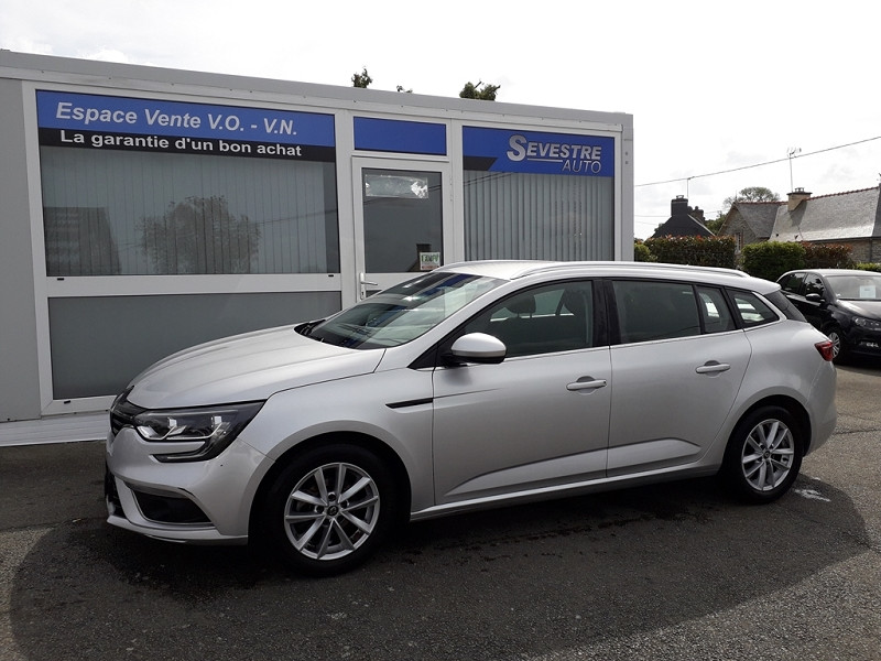 Renault MEGANE IV ESTATE 1.5 DCI 110CH ENERGY BUSINESS Diesel GRIS CLAIR Occasion à vendre