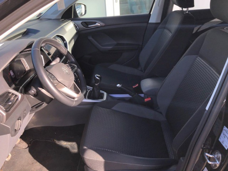 Photo 5 de l'offre de VOLKSWAGEN T-CROSS 1.0 TSI 110CH ACTIVE à 22990€ chez Sevestre Automobiles