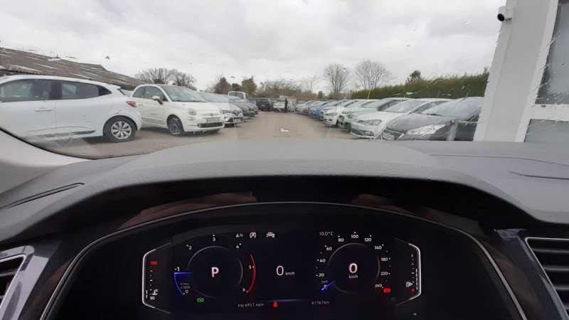 Photo 15 de l'offre de VOLKSWAGEN TIGUAN 2.0 TDI 150CH CARAT DSG7 EURO6D-T à 29490€ chez Sevestre Automobiles