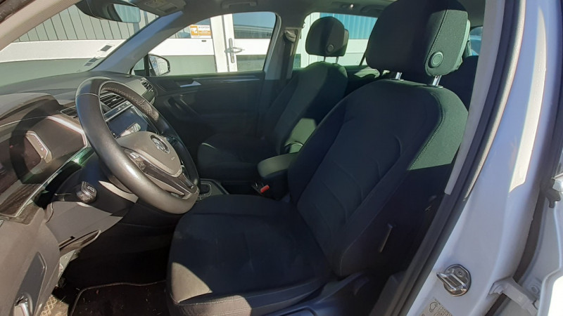 Photo 5 de l'offre de VOLKSWAGEN TIGUAN 1.5 TSI EVO 150CH BLACK R-LINE DSG7 EURO6DT à 34990€ chez Sevestre Automobiles