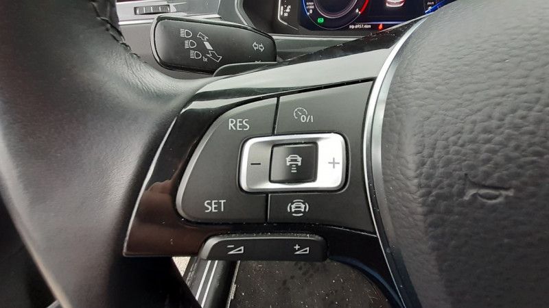 Photo 13 de l'offre de VOLKSWAGEN TIGUAN 2.0 TDI 150CH CARAT DSG7 EURO6D-T à 29490€ chez Sevestre Automobiles