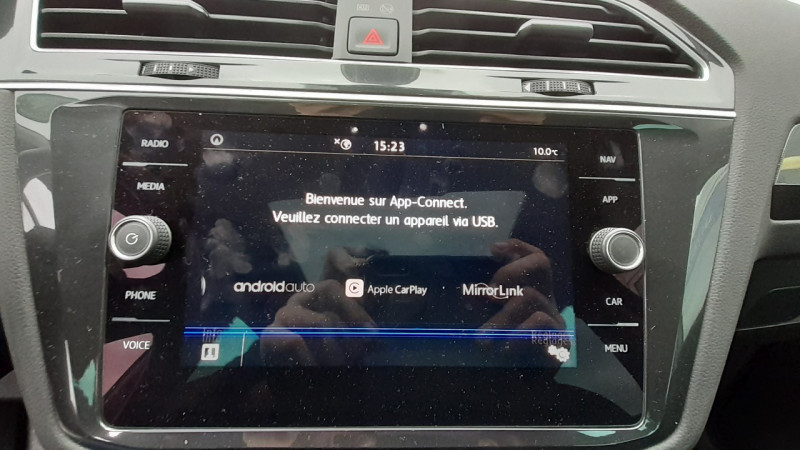 Photo 10 de l'offre de VOLKSWAGEN TIGUAN 2.0 TDI 150CH CARAT DSG7 EURO6D-T à 29490€ chez Sevestre Automobiles
