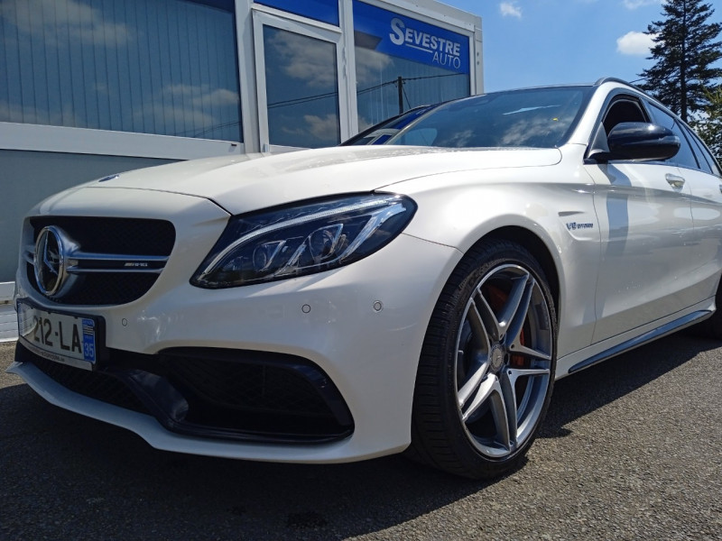 Photo 2 de l'offre de MERCEDES-BENZ CLASSE C BREAK (S205) 63 AMG S SPEEDSHIFT MCT AMG à 51990€ chez Sevestre Automobiles