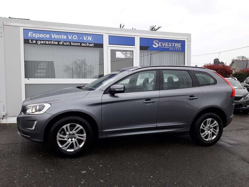 Volvo XC60 D4 190CH MOMENTUM BUSINESS GEARTRONIC Diesel GRIS Occasion à vendre