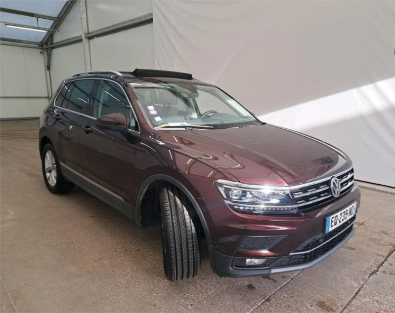 Volkswagen TIGUAN 1.4 TSI 150CH ACT CARAT DSG6 Essence ROUGE FONCE Occasion à vendre