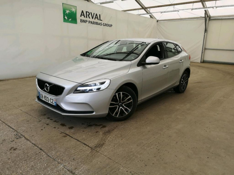 Volvo V40 D2 120CH MOMENTUM BUSINESS GEARTRONIC Diesel GRIS CLAIR Occasion à vendre