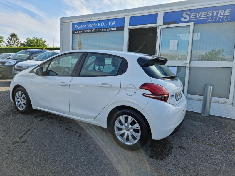 Photo 4 de l'offre de PEUGEOT 208 1.6 BLUEHDI 100CH ACTIVE BUSINESS S&S 5P à 9490€ chez Sevestre Automobiles