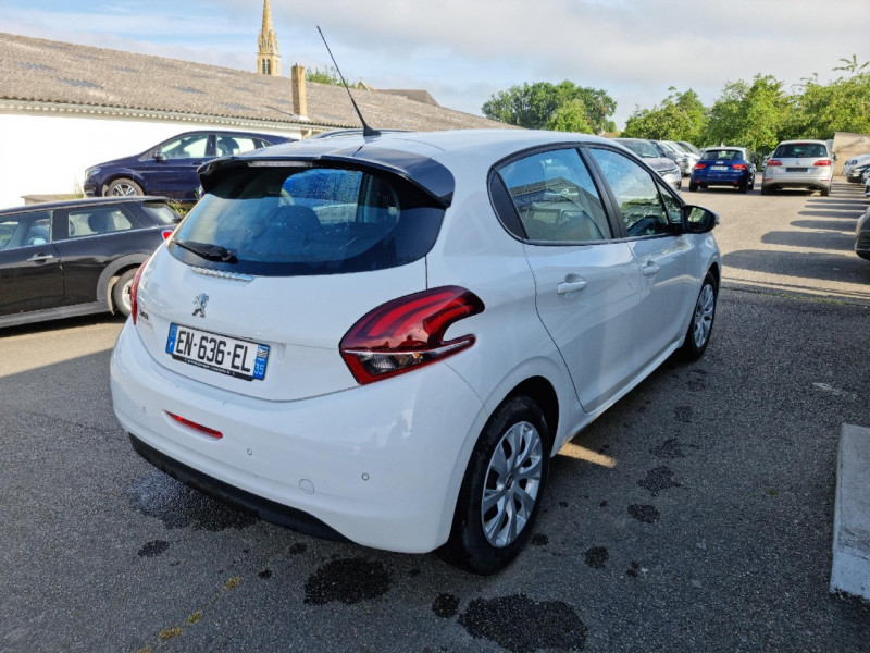 Photo 3 de l'offre de PEUGEOT 208 1.6 BLUEHDI 100CH ACTIVE BUSINESS S&S 5P à 9490€ chez Sevestre Automobiles