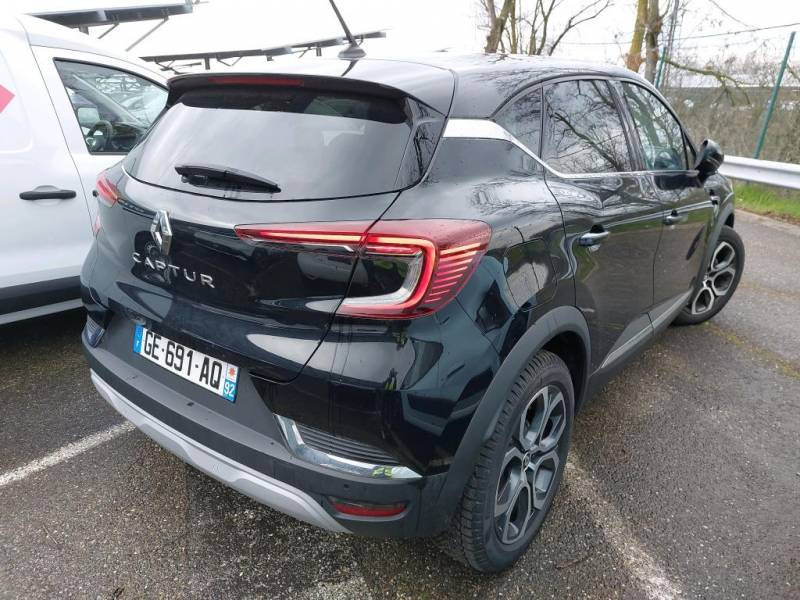 Photo 2 de l'offre de RENAULT CAPTUR II 1.3 TCE 140CH FAP INTENS EDC -21 à 20490€ chez Sevestre Automobiles