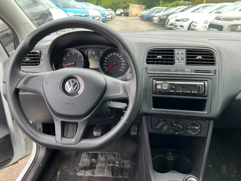 Photo 8 de l'offre de VOLKSWAGEN POLO 1.0 60CH TRENDLINE 3P à 8490€ chez Sevestre Automobiles