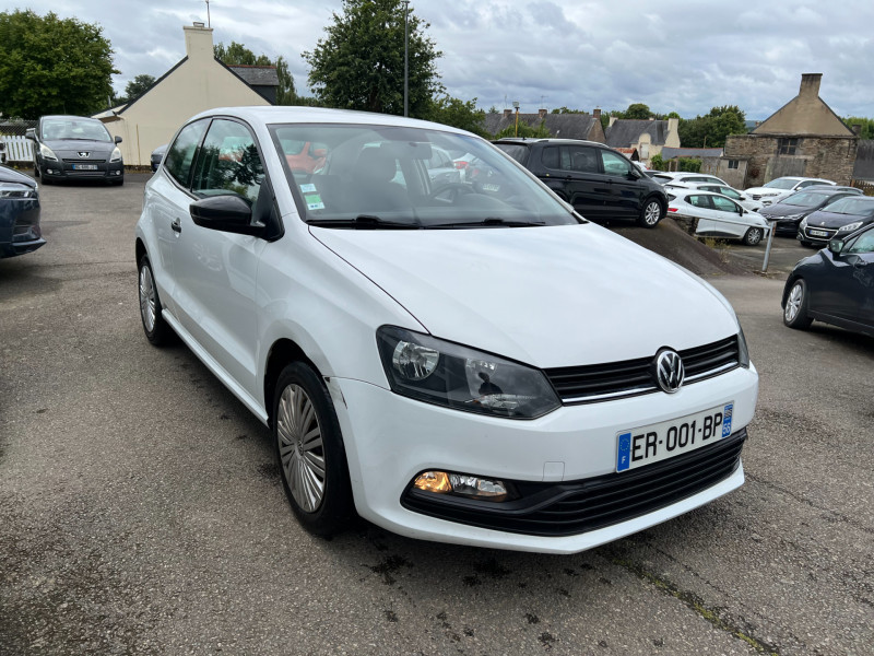 Photo 2 de l'offre de VOLKSWAGEN POLO 1.0 60CH TRENDLINE 3P à 8490€ chez Sevestre Automobiles