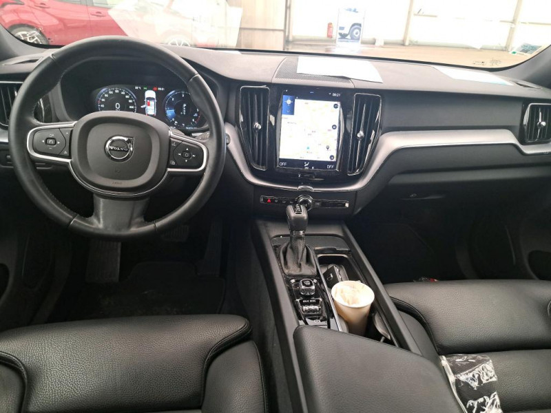 Photo 3 de l'offre de VOLVO XC60 D4 ADBLUE 190CH BUSINESS EXECUTIVE GEARTRONIC à 30990€ chez Sevestre Automobiles