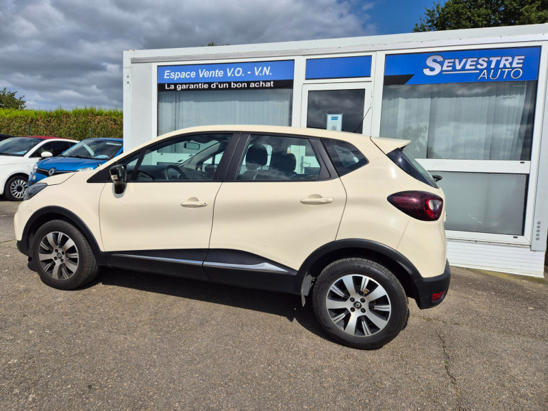 Photo 4 de l'offre de RENAULT CAPTUR 0.9 TCE 90CH ENERGY BUSINESS 2 PLACES à 7990€ chez Sevestre Automobiles