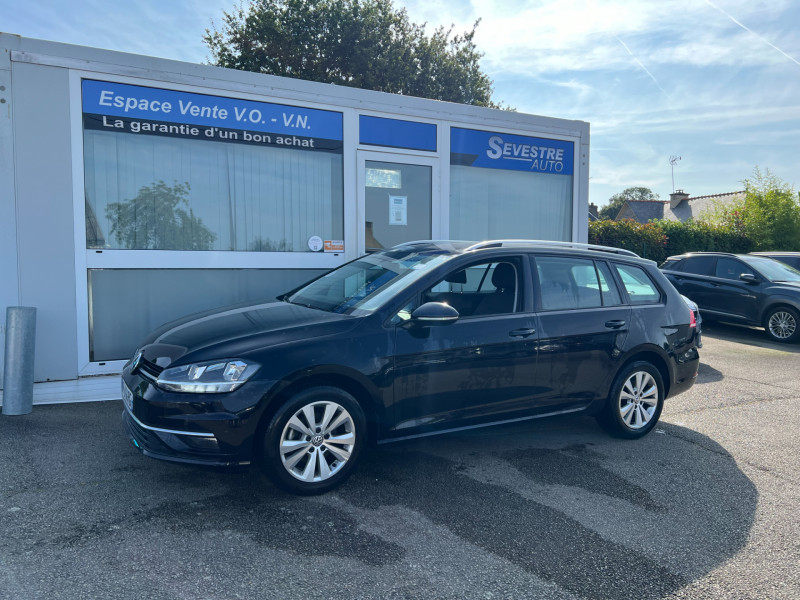 Photo 1 de l'offre de VOLKSWAGEN GOLF VII SW 1.0 TSI 115CH CONFORTLINE BUSINESS EURO6D-T à 14990€ chez Sevestre Automobiles