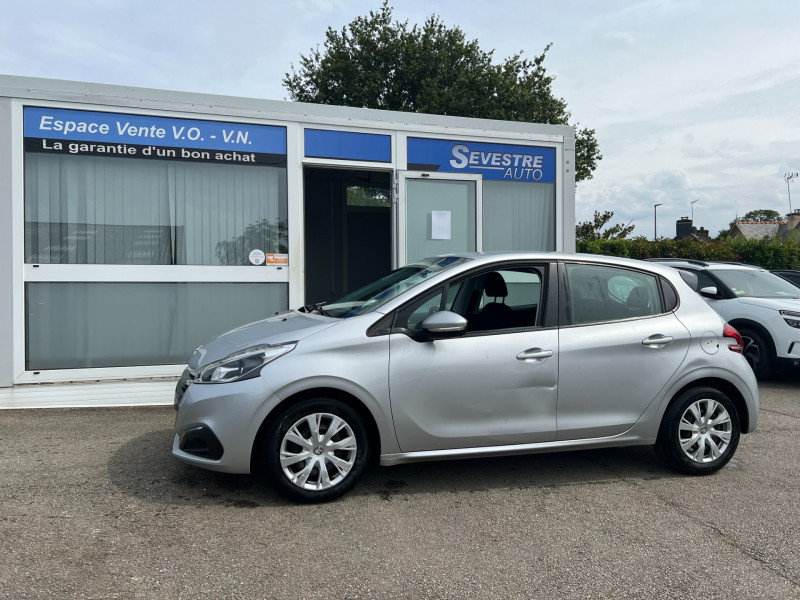 Peugeot 208 1.6 BLUEHDI 100CH ACTIVE BUSINESS S&S 5P Diesel GRIS Occasion à vendre