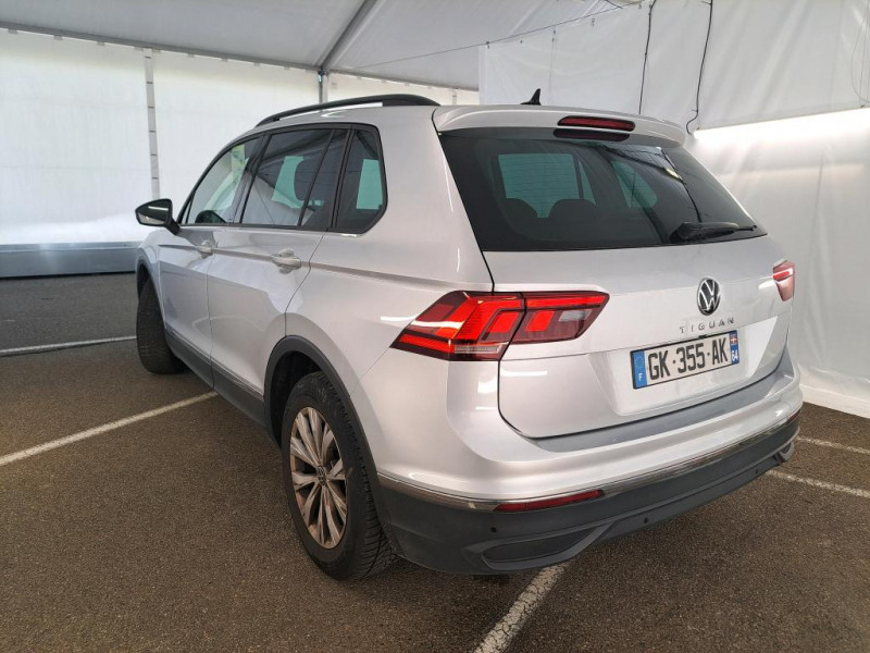 Photo 2 de l'offre de VOLKSWAGEN TIGUAN 2.0 TDI 150CH LIFE BUSINESS DSG7 à 29990€ chez Sevestre Automobiles