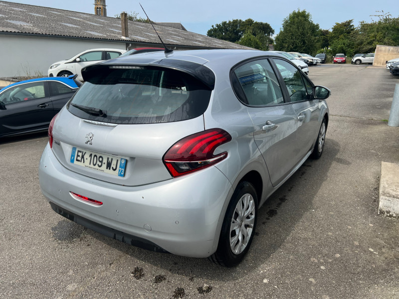 Photo 3 de l'offre de PEUGEOT 208 1.6 BLUEHDI 100CH ACTIVE BUSINESS S&S 5P à 9490€ chez Sevestre Automobiles