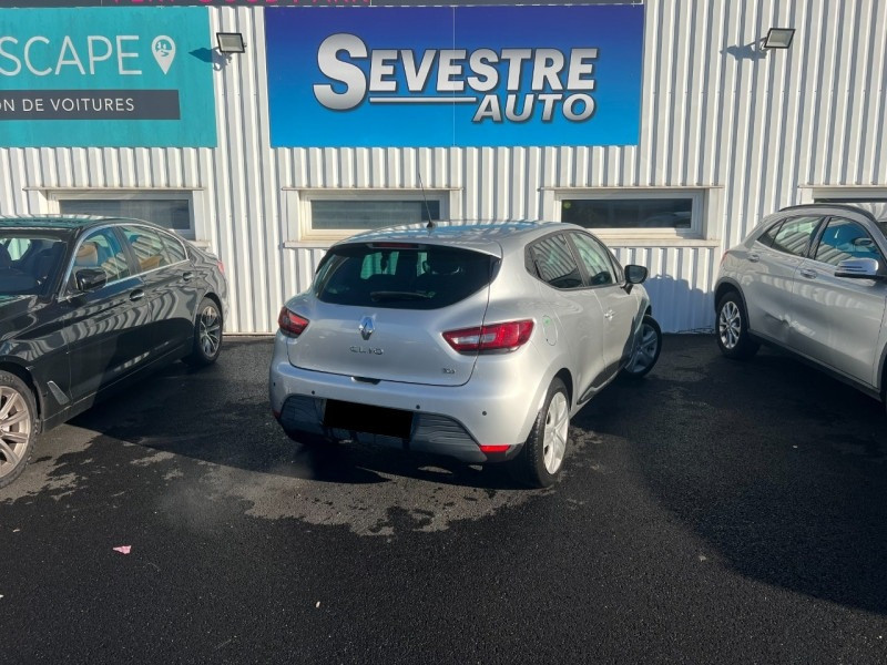 Photo 3 de l'offre de RENAULT CLIO IV 0.9 TCE 90CH ENERGY LIMITED EURO6 2015 à 8990€ chez Sevestre Automobiles