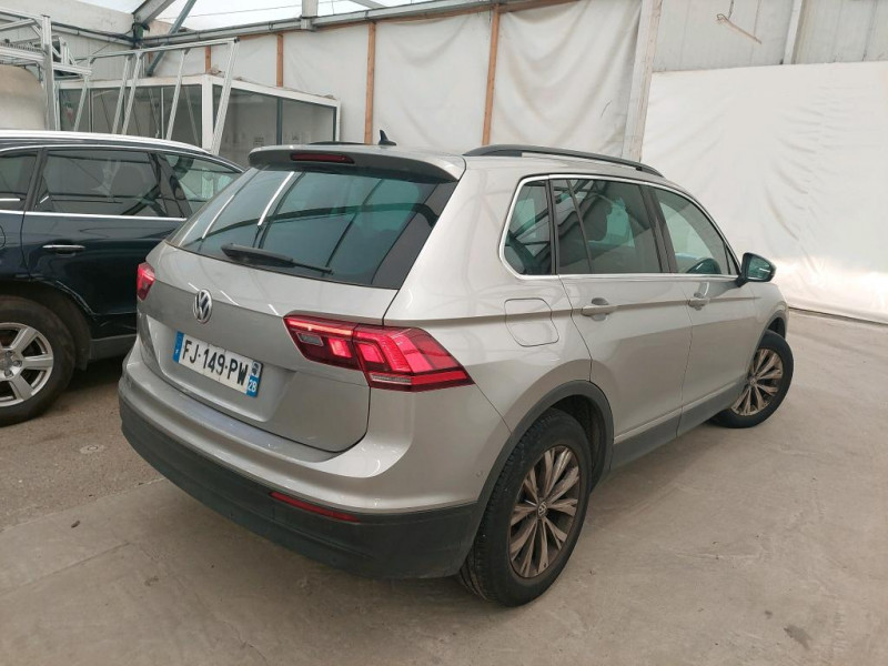 Photo 3 de l'offre de VOLKSWAGEN TIGUAN 2.0 TDI 150CH CONFORTLINE DSG7 EURO6D-T à 24990€ chez Sevestre Automobiles