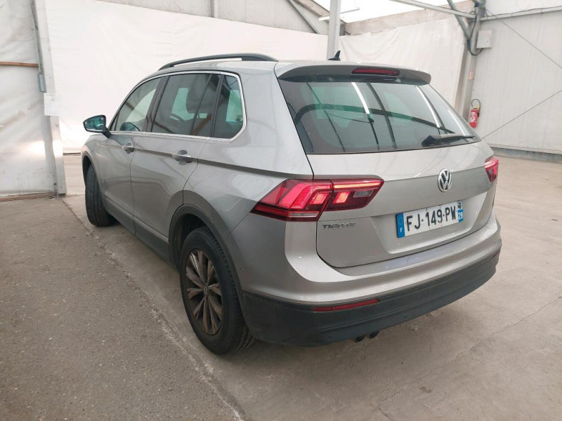 Photo 2 de l'offre de VOLKSWAGEN TIGUAN 2.0 TDI 150CH CONFORTLINE DSG7 EURO6D-T à 24990€ chez Sevestre Automobiles