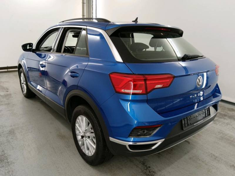 Photo 2 de l'offre de VOLKSWAGEN T-ROC 1.0 TSI 115CH LOUNGE BUSINESS EURO6D-T à 19490€ chez Sevestre Automobiles