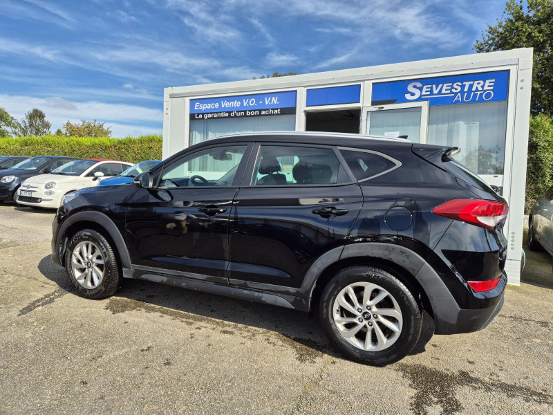 Photo 4 de l'offre de HYUNDAI TUCSON 1.7 CRDI 115CH BUSINESS 2WD à 15990€ chez Sevestre Automobiles