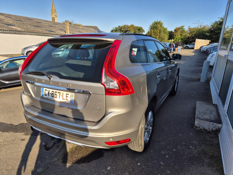 Photo 3 de l'offre de VOLVO XC60 D4 163CH START&STOP MOMENTUM à 13990€ chez Sevestre Automobiles