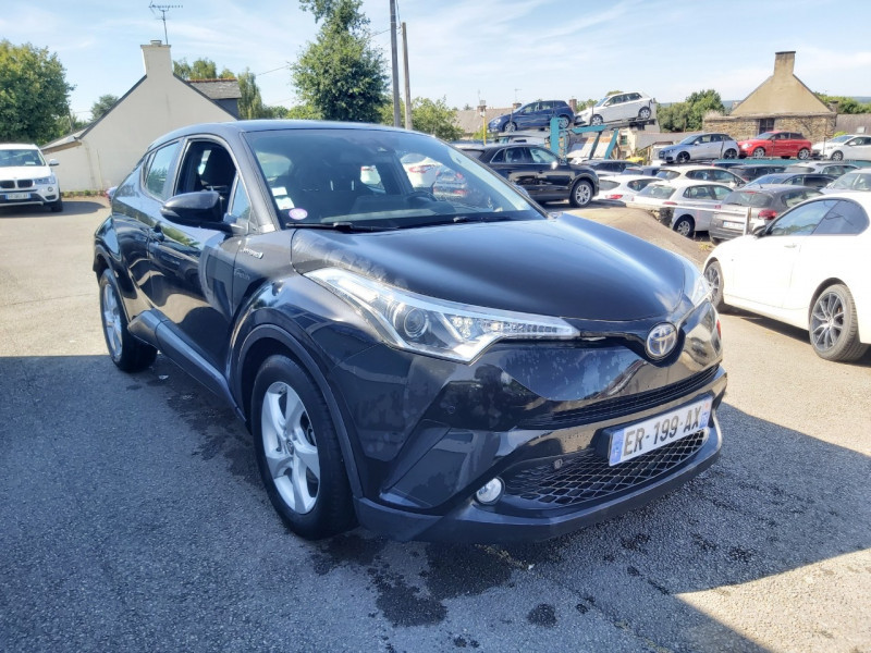 Photo 2 de l'offre de TOYOTA C-HR 122H DYNAMIC BUSINESS 2WD E-CVT à 16490€ chez Sevestre Automobiles