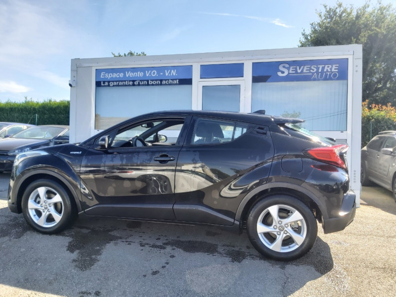 Photo 4 de l'offre de TOYOTA C-HR 122H DYNAMIC BUSINESS 2WD E-CVT à 16490€ chez Sevestre Automobiles