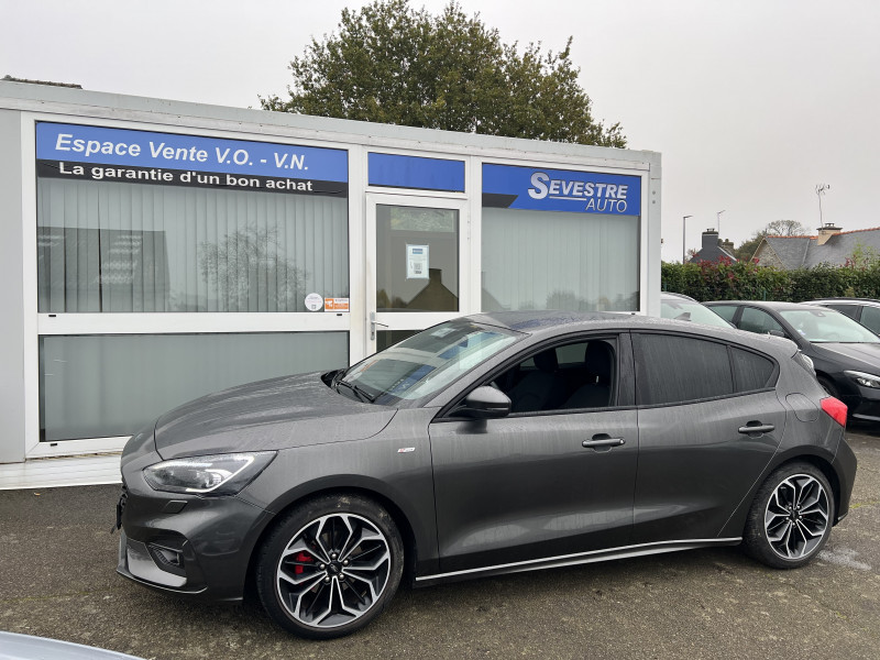 Photo 2 de l'offre de FORD FOCUS 1.0 ECOBOOST 125CH ST-LINE BUSINESS à 16990€ chez Sevestre Automobiles