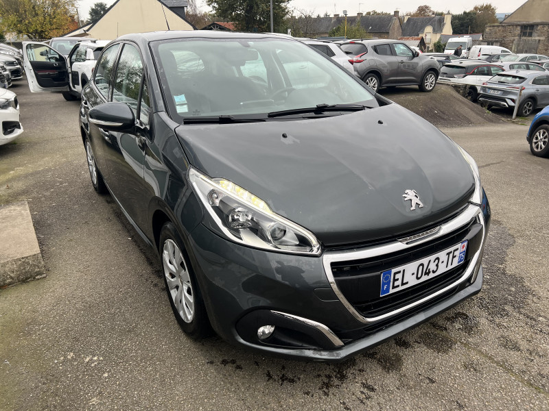 Photo 2 de l'offre de PEUGEOT 208 1.6 BLUEHDI 100CH ALLURE BUSINESS S&S 5P à 9990€ chez Sevestre Automobiles