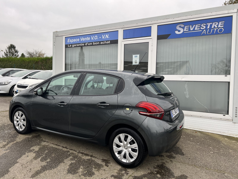 Photo 4 de l'offre de PEUGEOT 208 1.6 BLUEHDI 100CH ALLURE BUSINESS S&S 5P à 9990€ chez Sevestre Automobiles