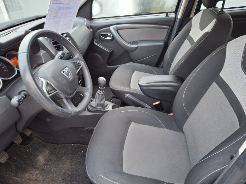 Photo 5 de l'offre de DACIA DUSTER 1.5 DCI 110CH FAP LAUREATE PLUS 4X2 à 11990€ chez Sevestre Automobiles