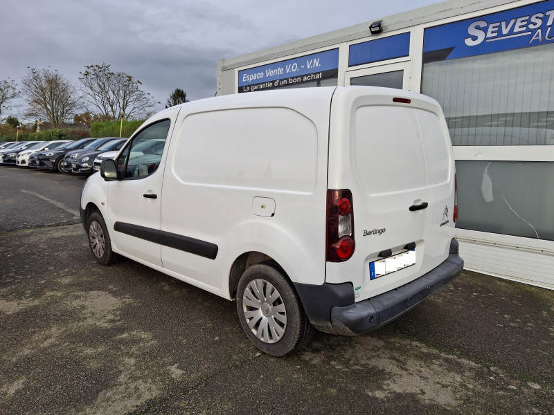 Photo 2 de l'offre de CITROEN BERLINGO VAN M 650KG BLUEHDI 100 S&S CLUB à 10990€ chez Sevestre Automobiles