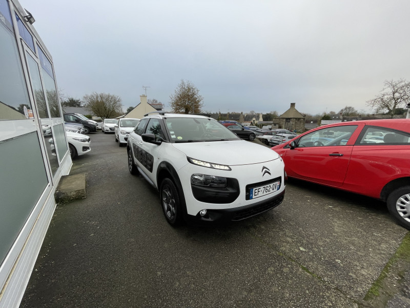 Citroen C4 CACTUS BLUEHDI 100 FEEL BUSINESS Diesel BLANC Occasion à vendre